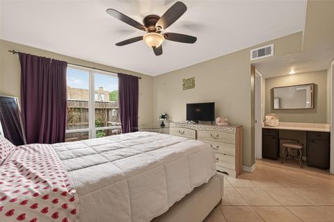 Tiny photo for 4649 Wild Indigo Street #336, Houston, TX 77027 (MLS # 86072568)