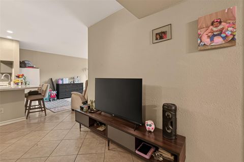 Tiny photo for 4649 Wild Indigo Street #336, Houston, TX 77027 (MLS # 86072568)