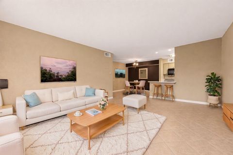 Tiny photo for 4649 Wild Indigo Street #336, Houston, TX 77027 (MLS # 86072568)