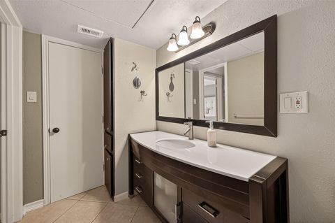 Tiny photo for 4649 Wild Indigo Street #336, Houston, TX 77027 (MLS # 86072568)