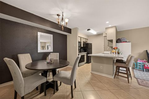 Tiny photo for 4649 Wild Indigo Street #336, Houston, TX 77027 (MLS # 86072568)