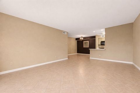 Tiny photo for 4649 Wild Indigo Street #336, Houston, TX 77027 (MLS # 86072568)