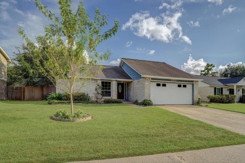 Photo of 2803 Custer Drive, League City, TX 77573 (MLS # 73354548)