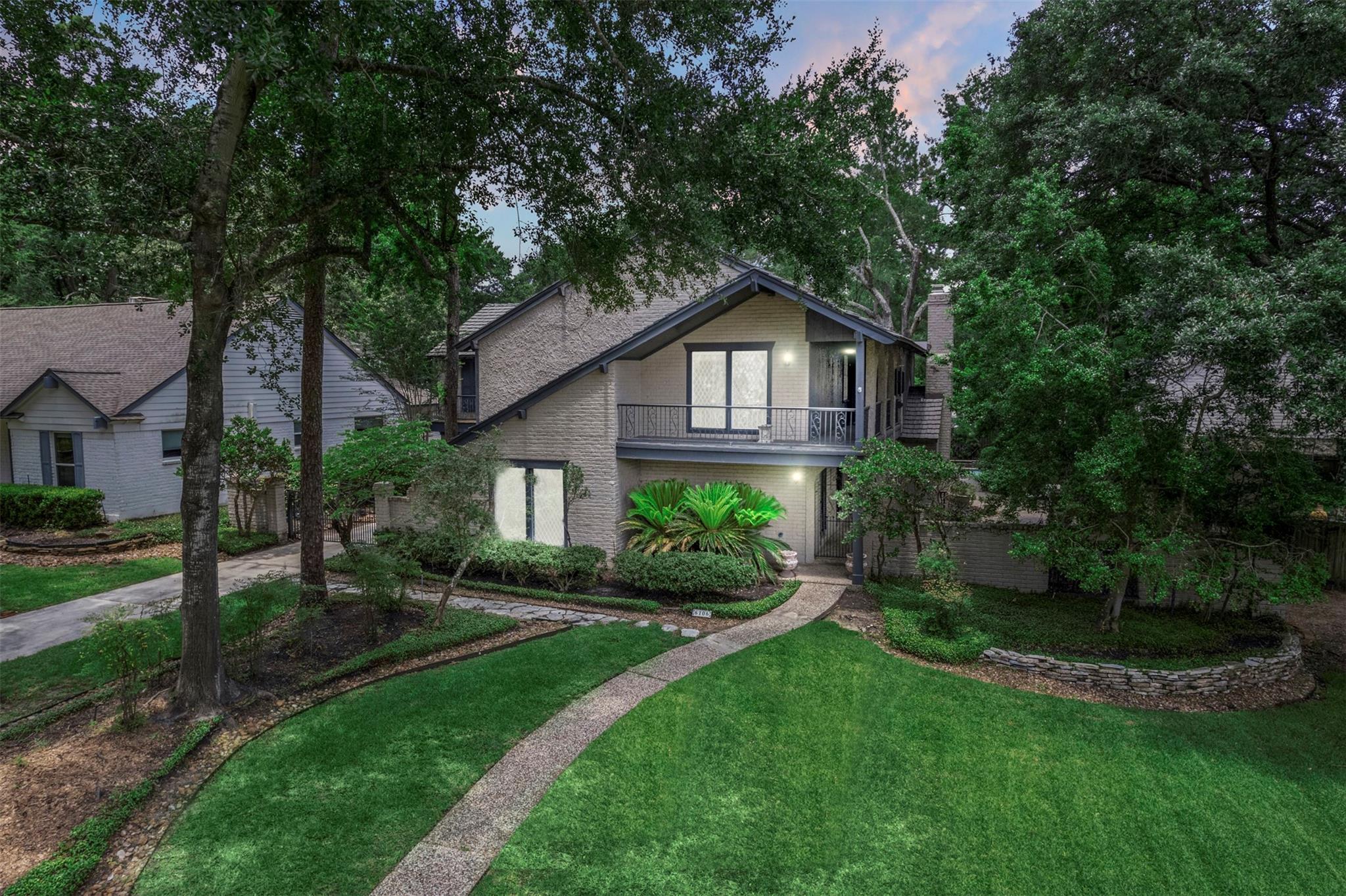 6106 Larkmount Drive