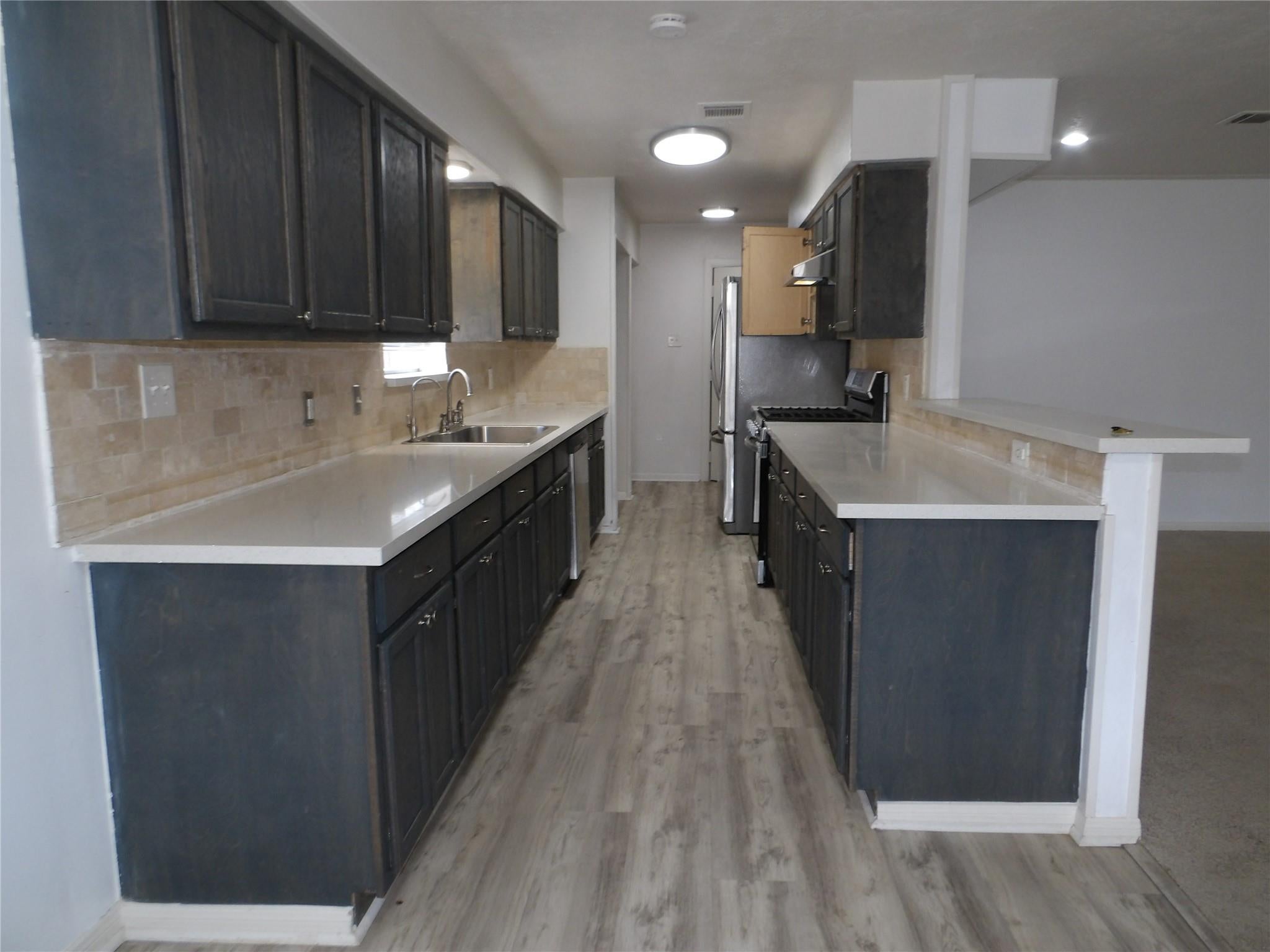 2434 Tyler Lane