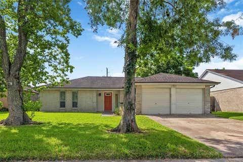 Photo of 5427 Timpani Drive, Friendswood, TX 77546 (MLS # 92199036)
