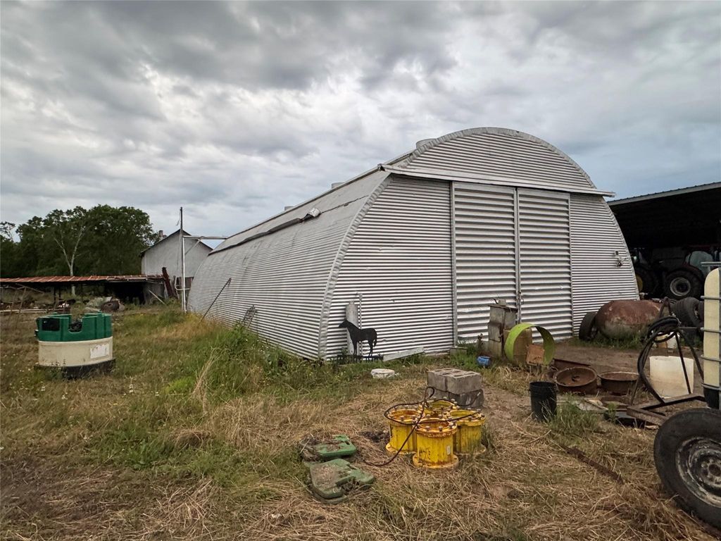 Photo of 0 County Road 48, Rosharon, TX 77583 (MLS # 30950233)