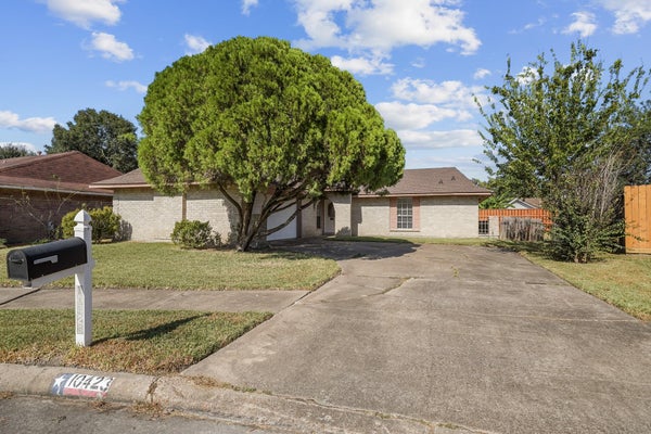 10423 SAGEBURROW DR, HOUSTON, TX 77089 - Image fa7ee36f647b424abea1bfb12ab76acd/3561980087