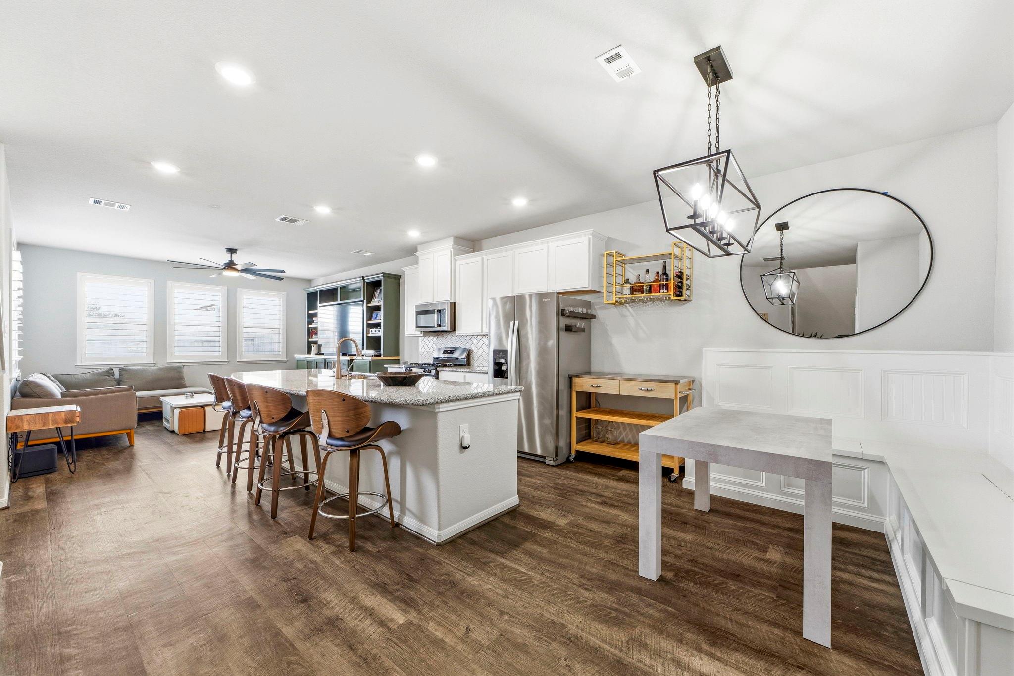 5532 Evanston Lane