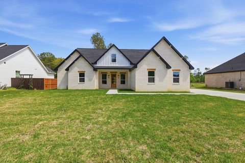 Photo of 1258 Spanish Dr, Dayton, TX 77535 (MLS # 55647679)