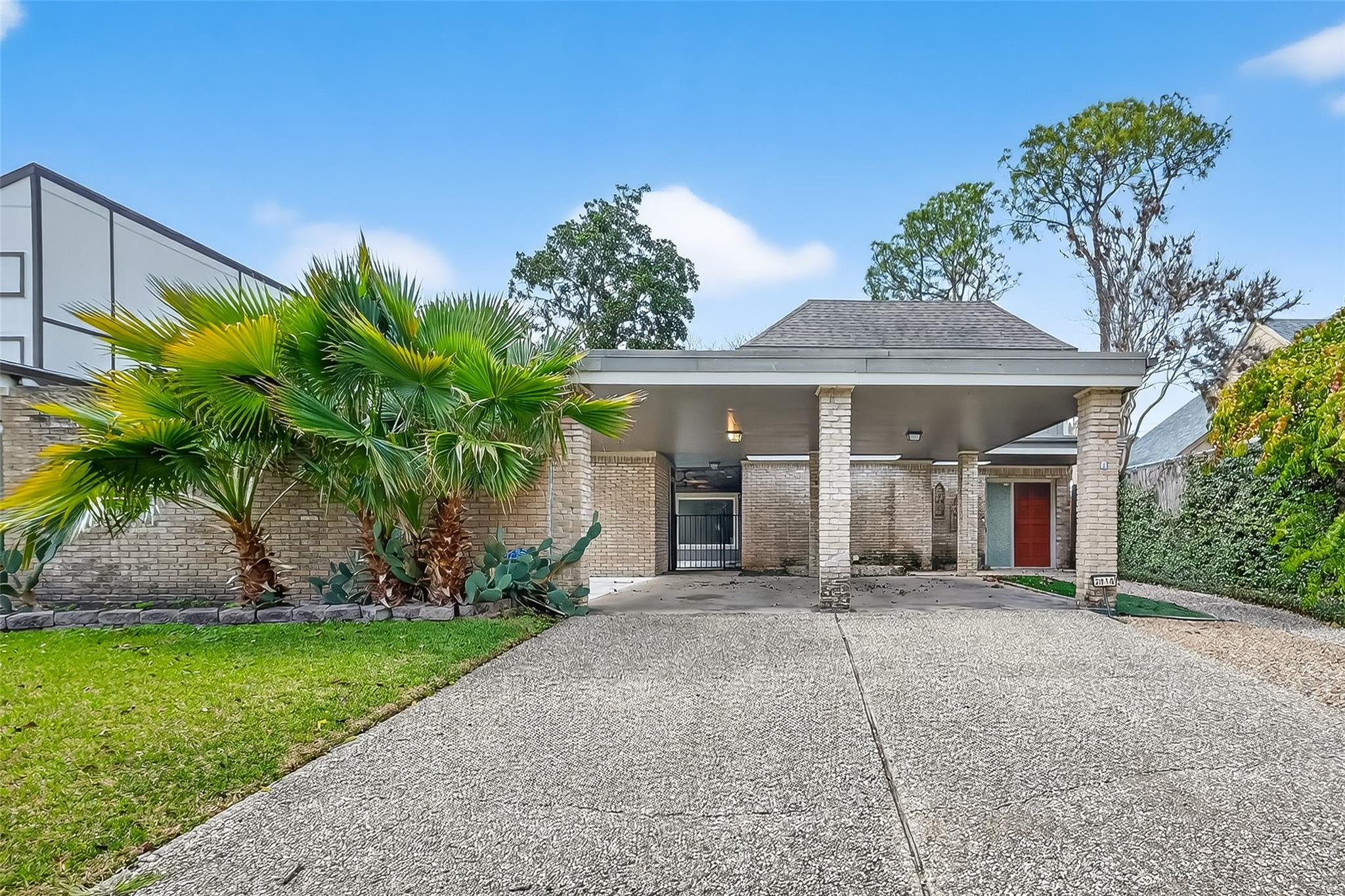 2810 Quail Hollow Drive