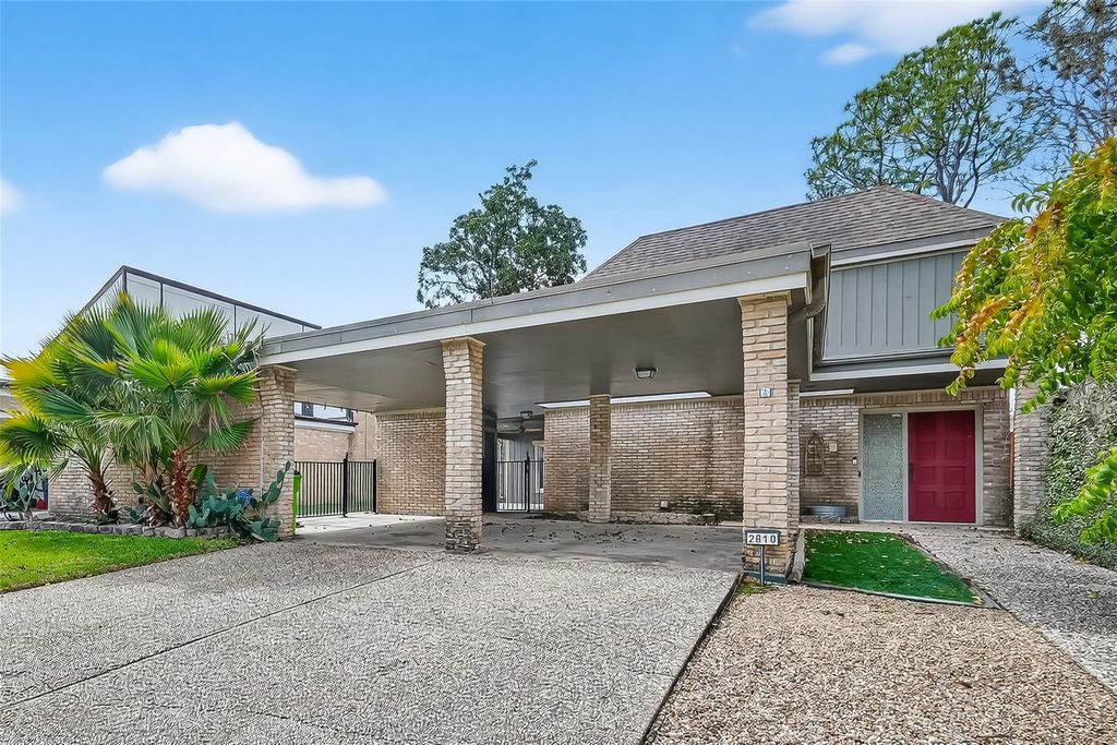 Photo of 2810 Quail Hollow Drive, Missouri City, TX 77459 (MLS # 39004408)