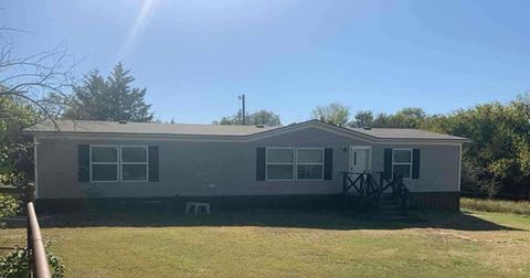 Photo of 520 County Road 5015, Leonard, TX 75452 (MLS # 86324312)