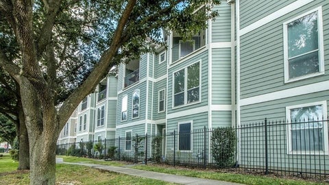Photo of 1273 W 17th Street, Houston, TX 77008 (MLS # 24158347)
