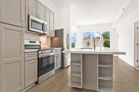 Multifamily For Rent - 4602 Clay Street #A<br/> Harris County, Houston, TX 77023