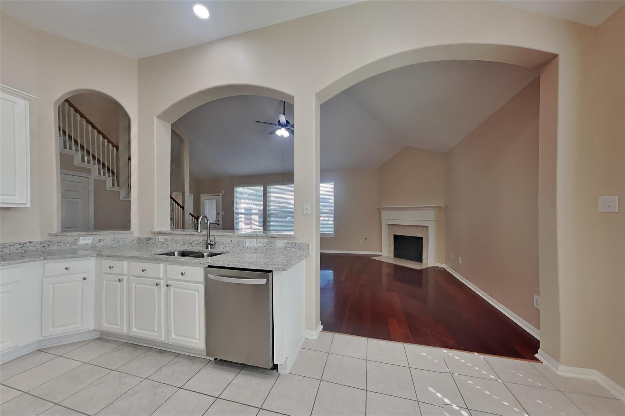 20422 Silver Oak Trail