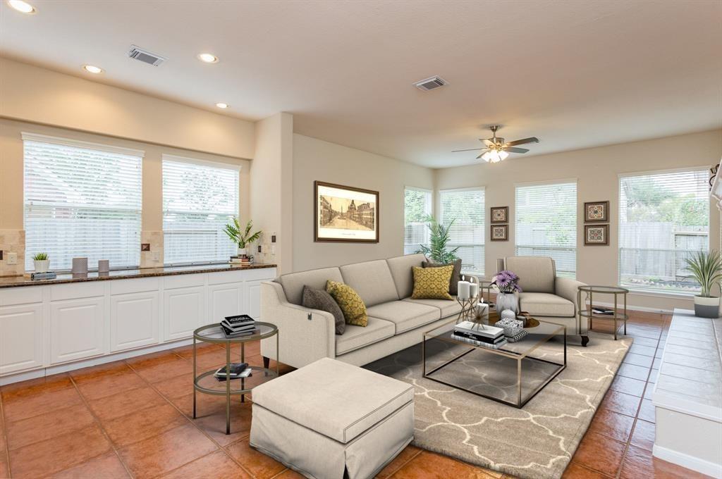 3926 Palace Springs