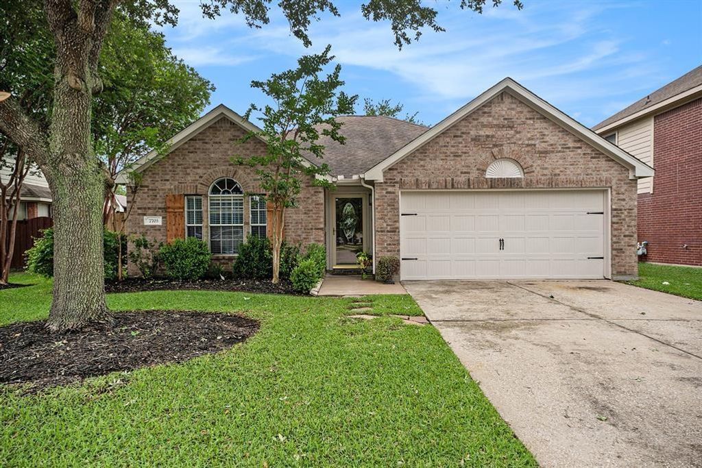Photo of 7703 Omaha Drive, Baytown, TX 77521 (MLS # 11271276)