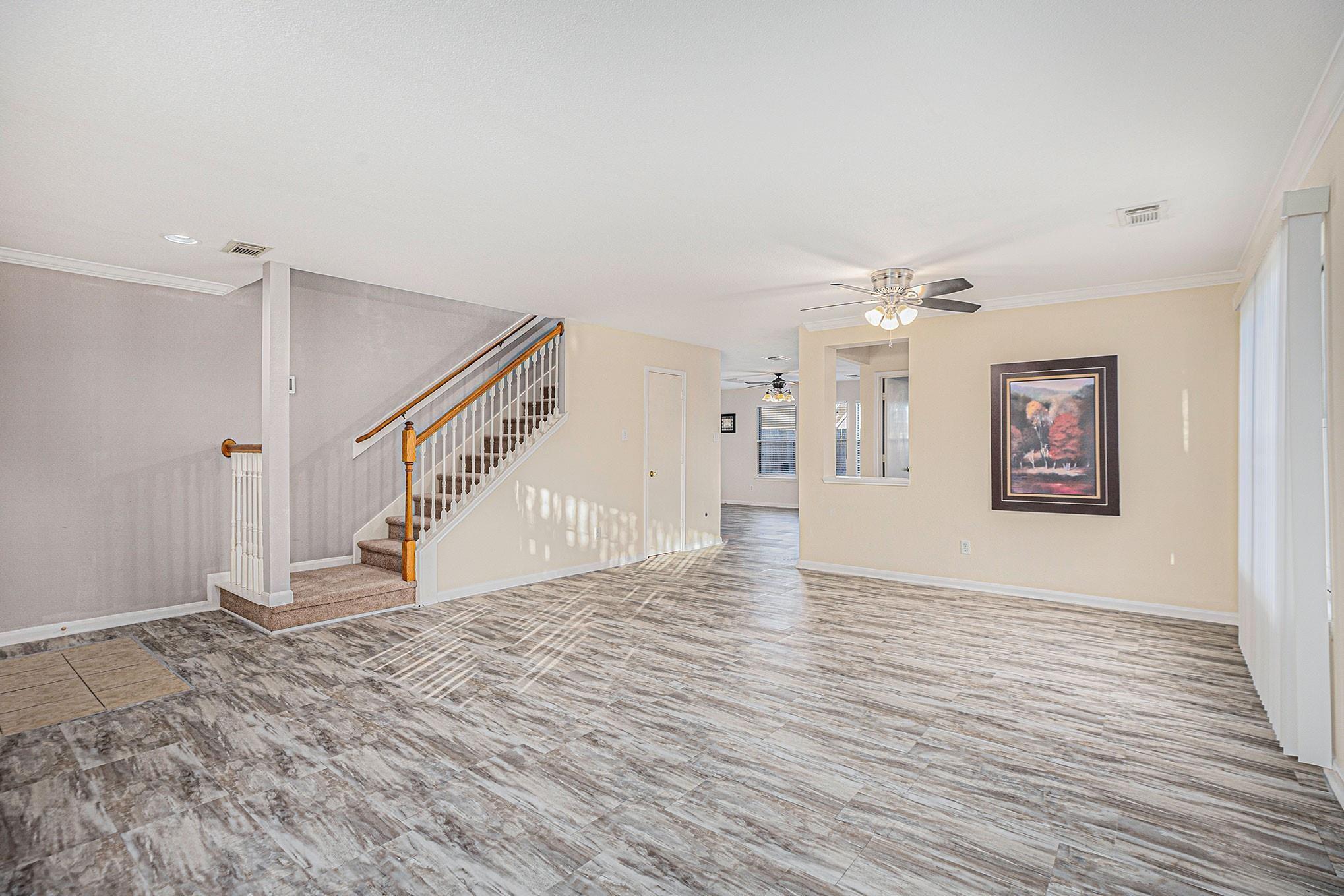 7902 Swan Lane
