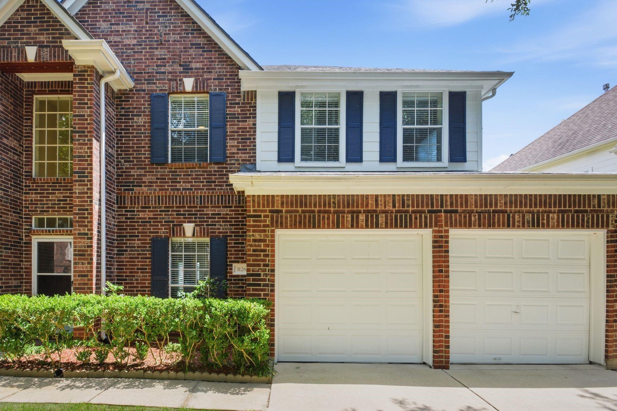 3126 Waters View Dr