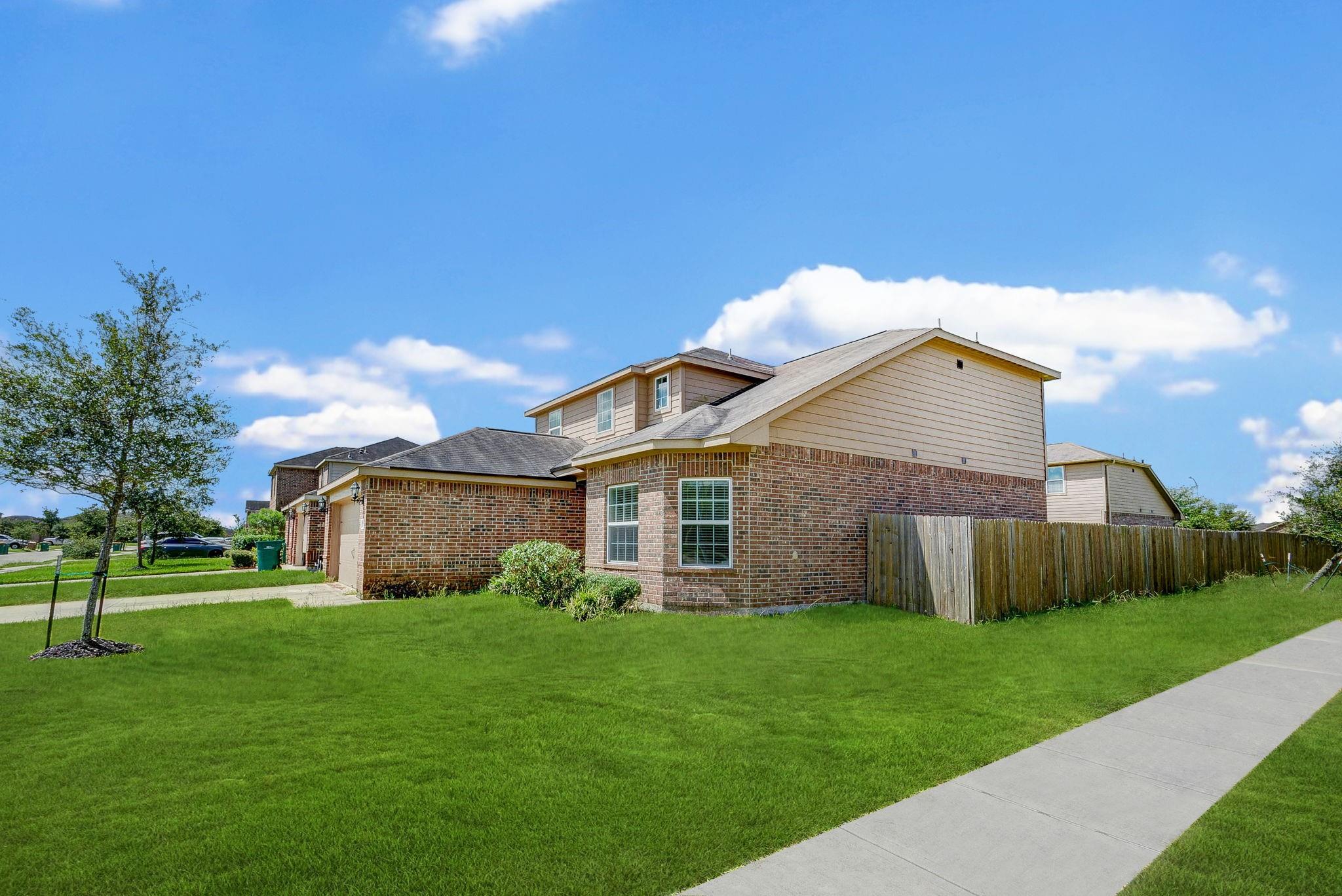 9402 Gold Mountain Drive