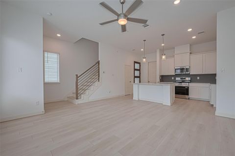 8929 Grovner Place Houston TX 77055