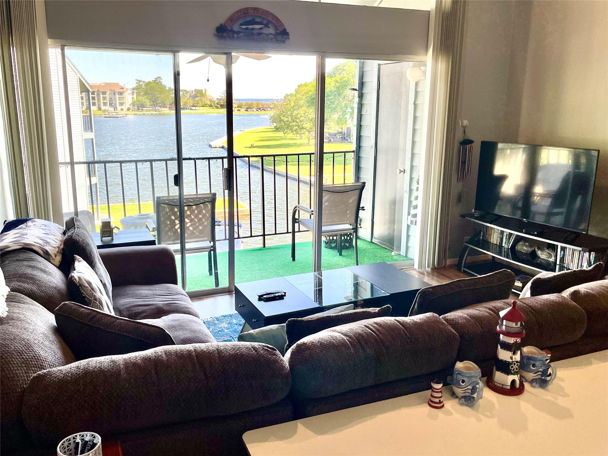 12500 Melville Drive Drive B313