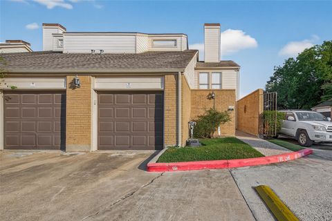 Photo of 2277 S Kirkwood Road #1002, Houston, TX 77077 (MLS # 60748270) Photo of 2277 S Kirkwood Road #1002, Houston, TX 77077 (MLS # 60748270)