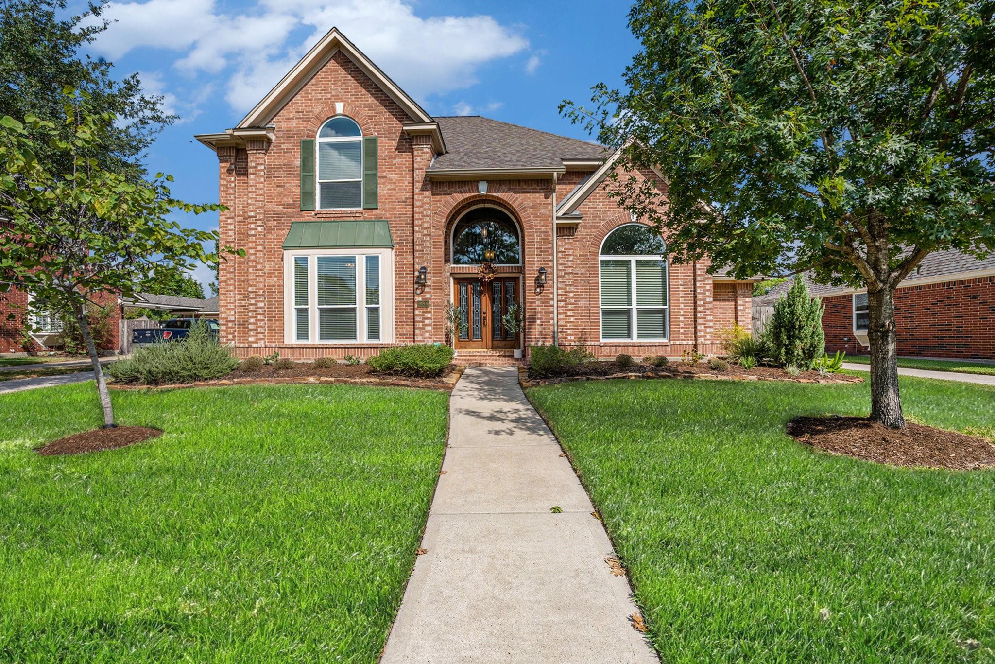 20806 Autumn Redwood Way