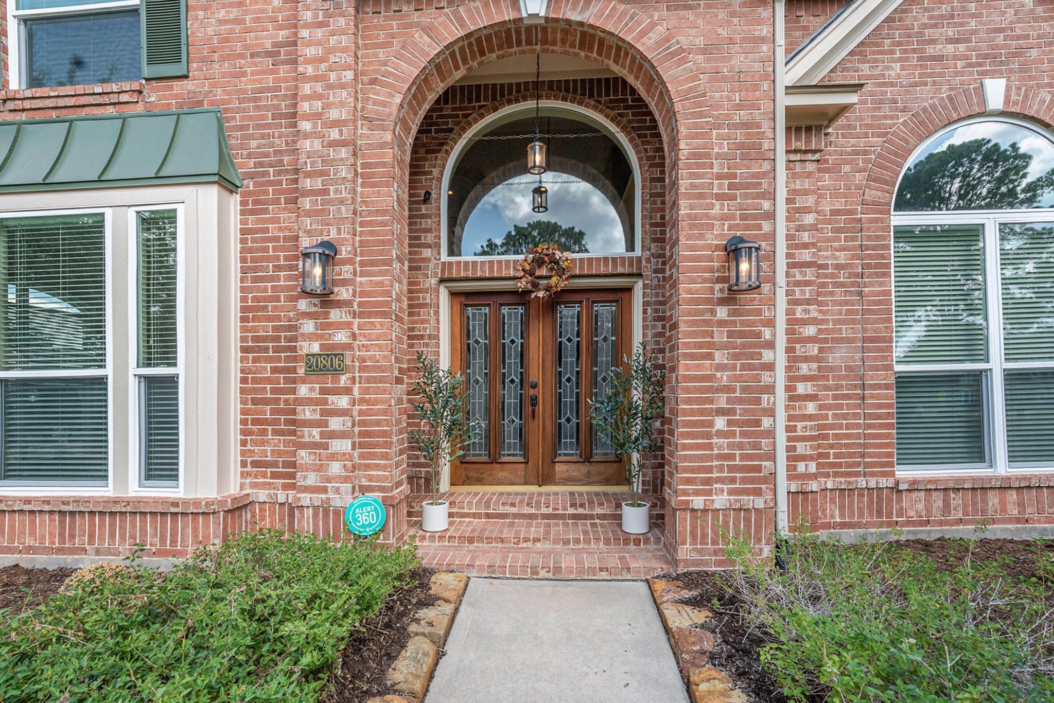 20806 Autumn Redwood Way