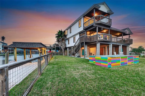 Photo of 925 Bonita Street, Bayou Vista, TX 77563 (MLS # 83040952)