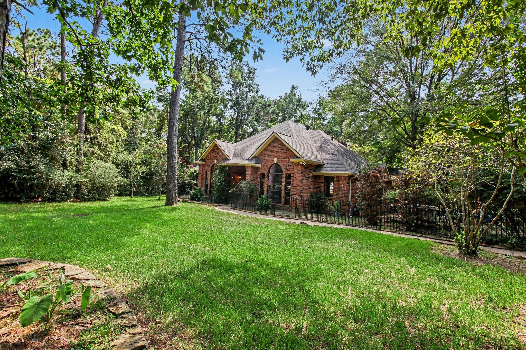 12102 Oak Haven W Drive