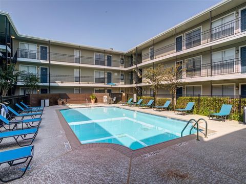 Photo of 7315 Brompton Rd Street #315B, Houston, TX 77025 (MLS # 53387728)