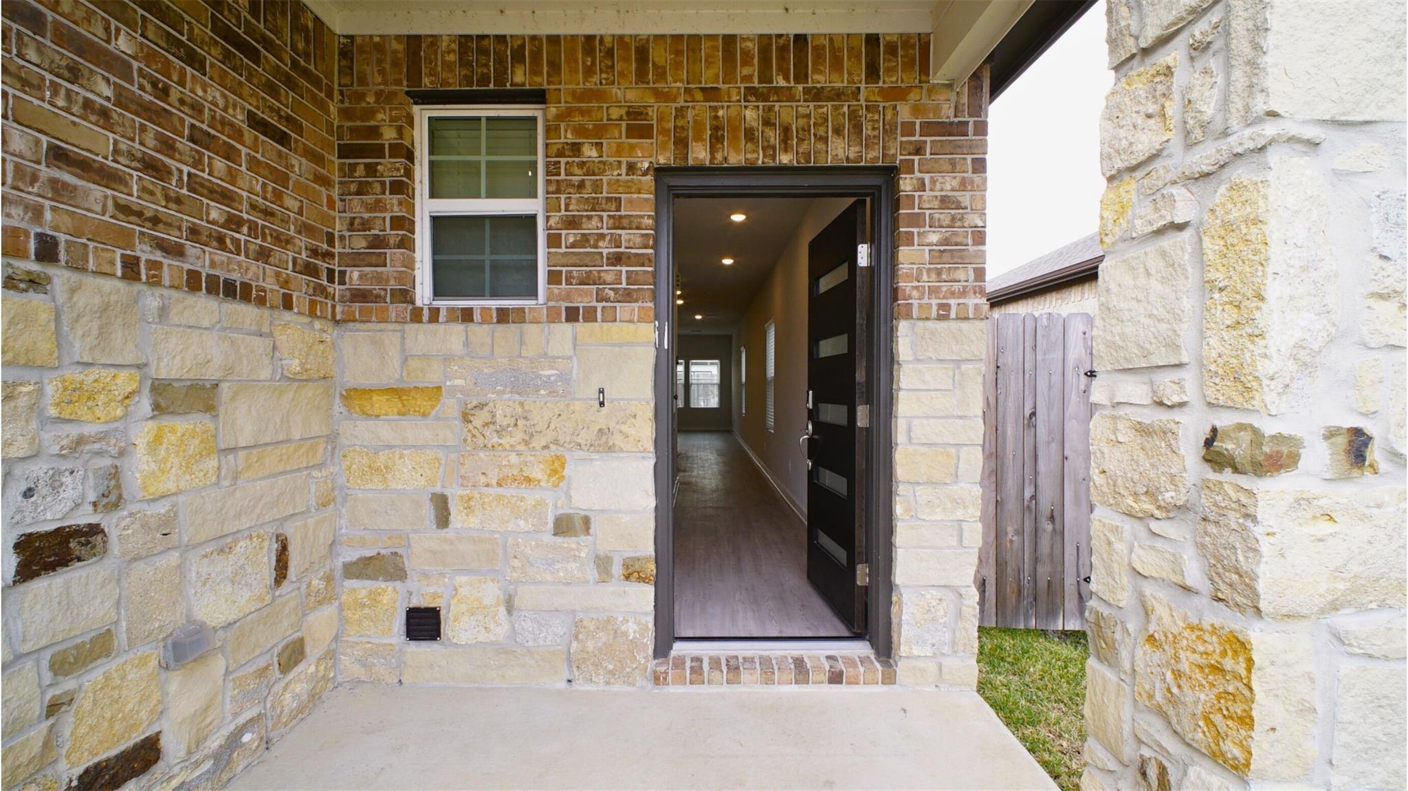 5727 Quest Valley Drive