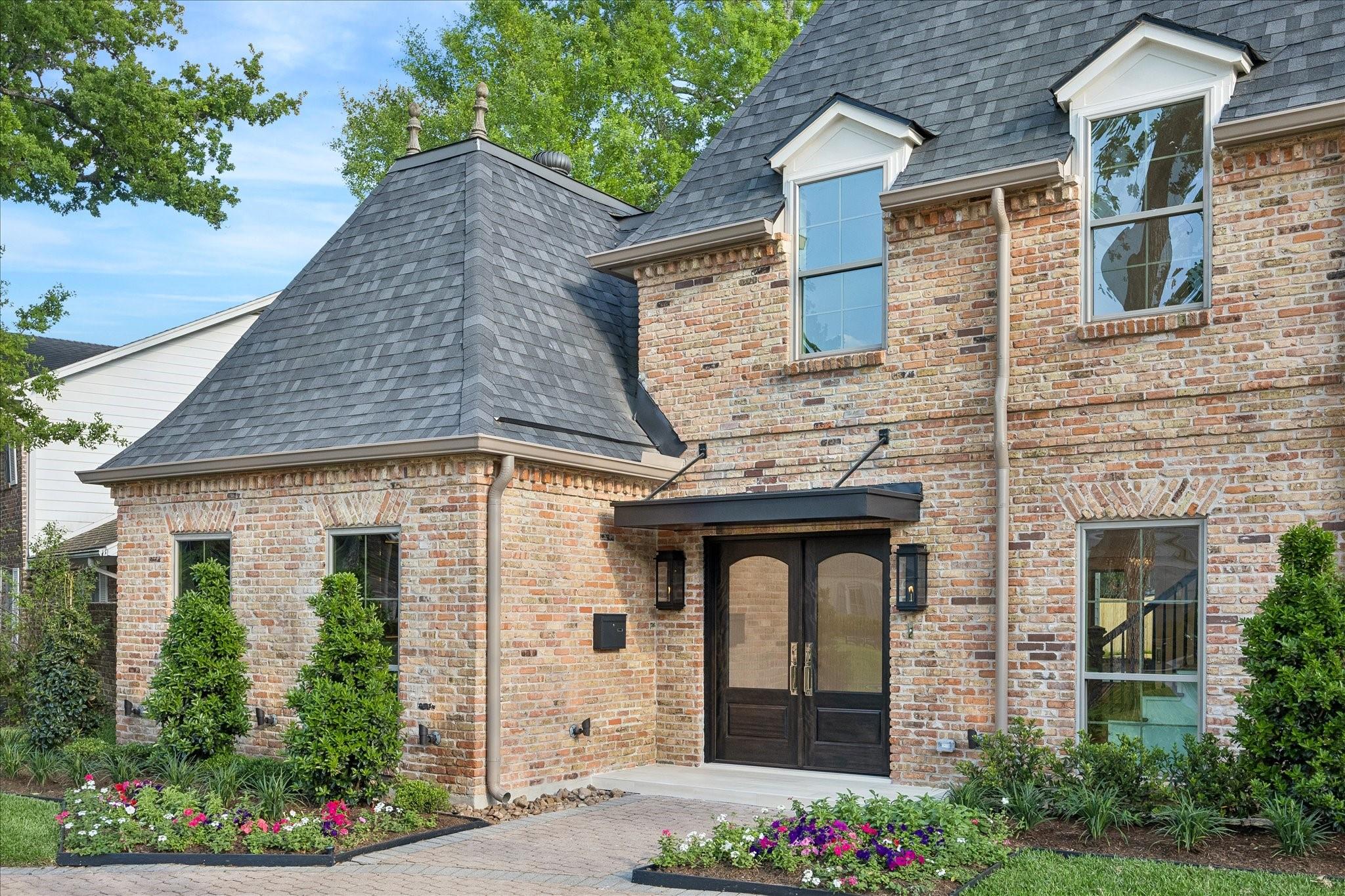 620 Stoneleigh Drive
