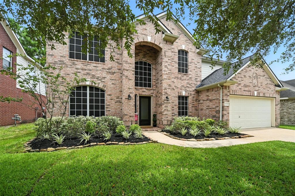 Photo of 24214 Pine Canyon Falls Circle, Tomball, TX 77375 (MLS # 63734041)