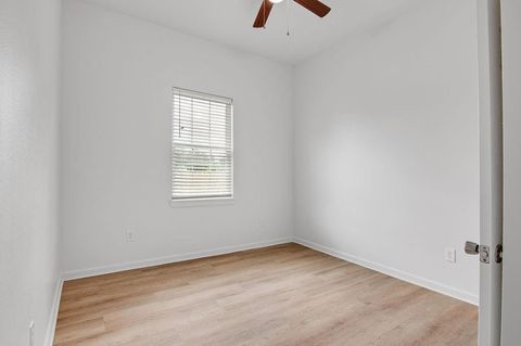 Tiny photo for 1219 Gregg Street, Houston, TX 77020 (MLS # 96858588)