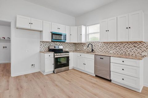 Tiny photo for 1219 Gregg Street, Houston, TX 77020 (MLS # 96858588)