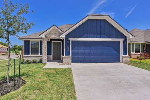 Photo of 1214 High Street, Navasota, TX 77868 (MLS # 10680936)