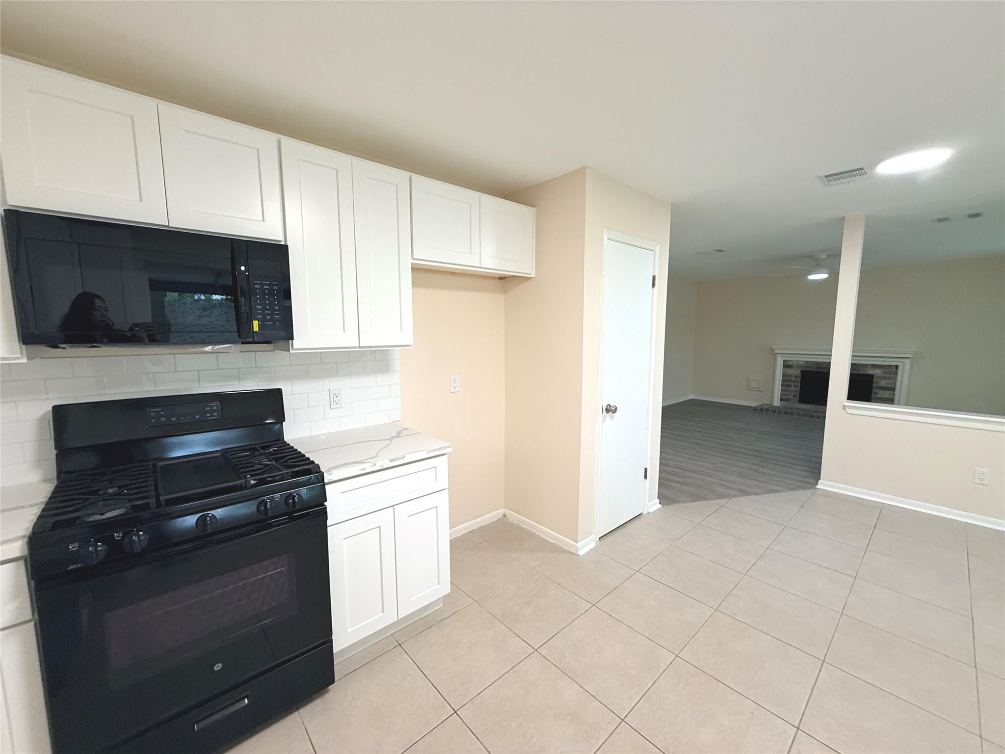 2802 Sunshine Circle