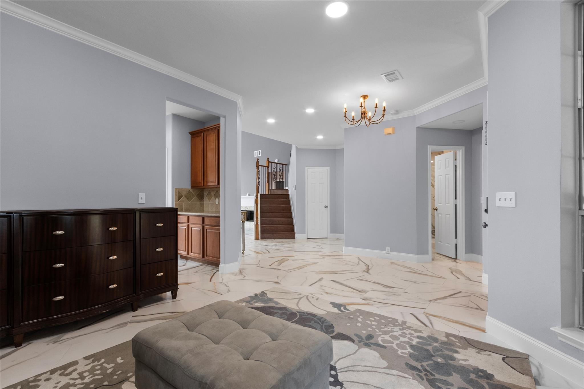 3011 Grand Lakeview Drive