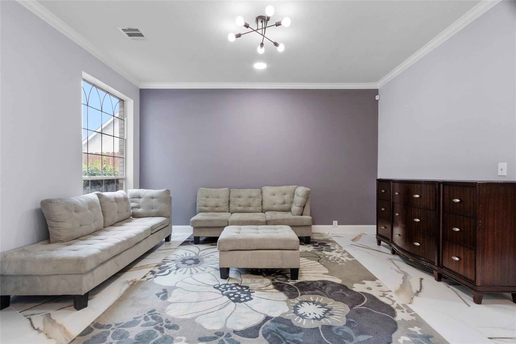 3011 Grand Lakeview Drive