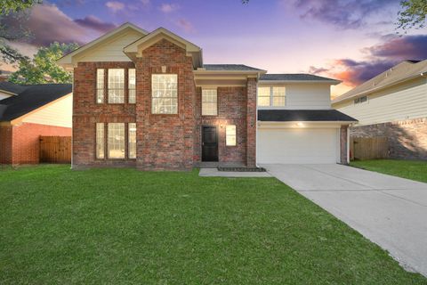 Photo of 6511 Bayou Crest Drive, Houston, TX 77088 (MLS # 24834363)
