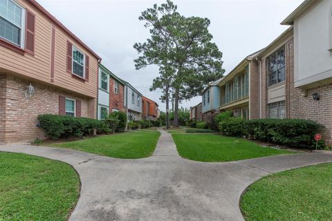 17108 Beaver Springs Drive 8 Houston TX 77090