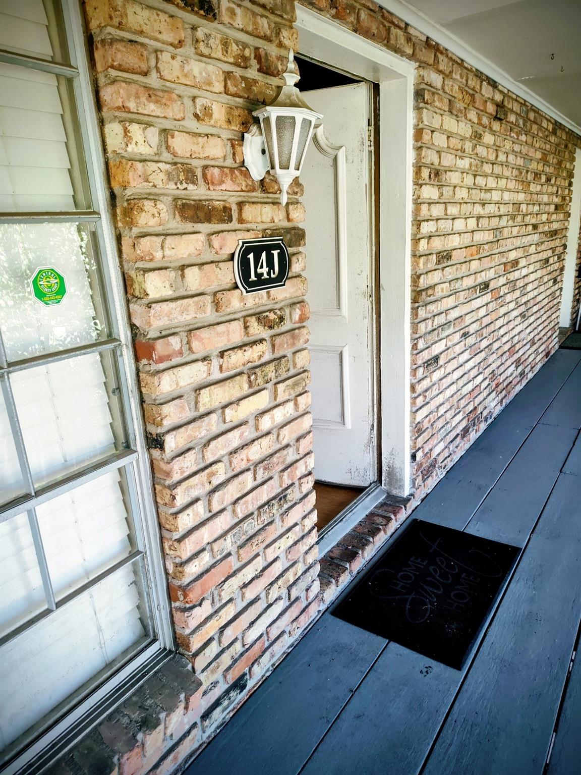 2201 Fountain View Drive W 14J