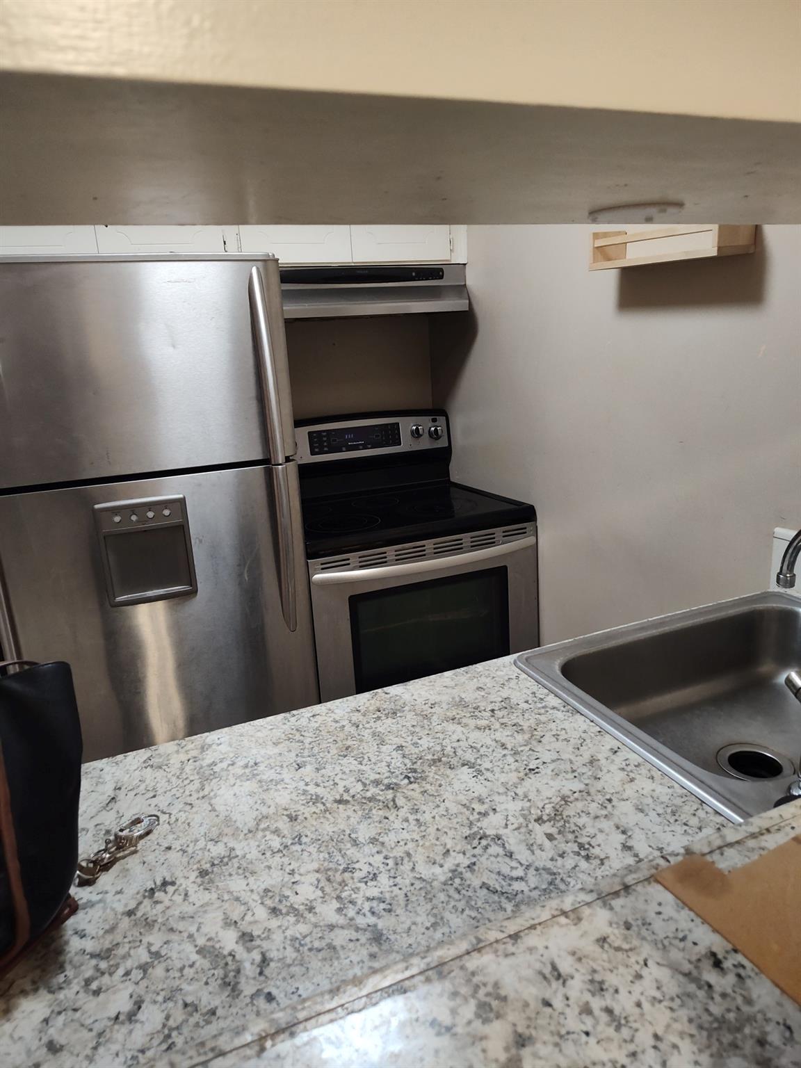 2201 Fountain View Drive W 14J