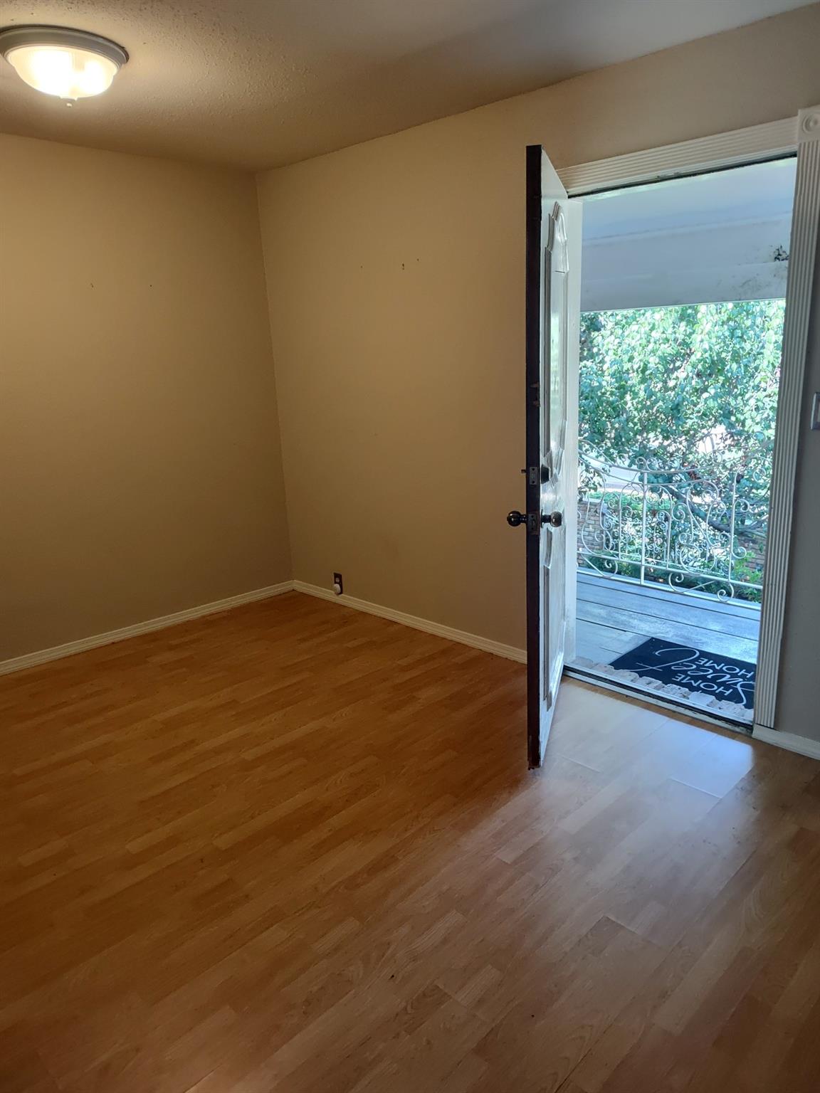 2201 Fountain View Drive W 14J