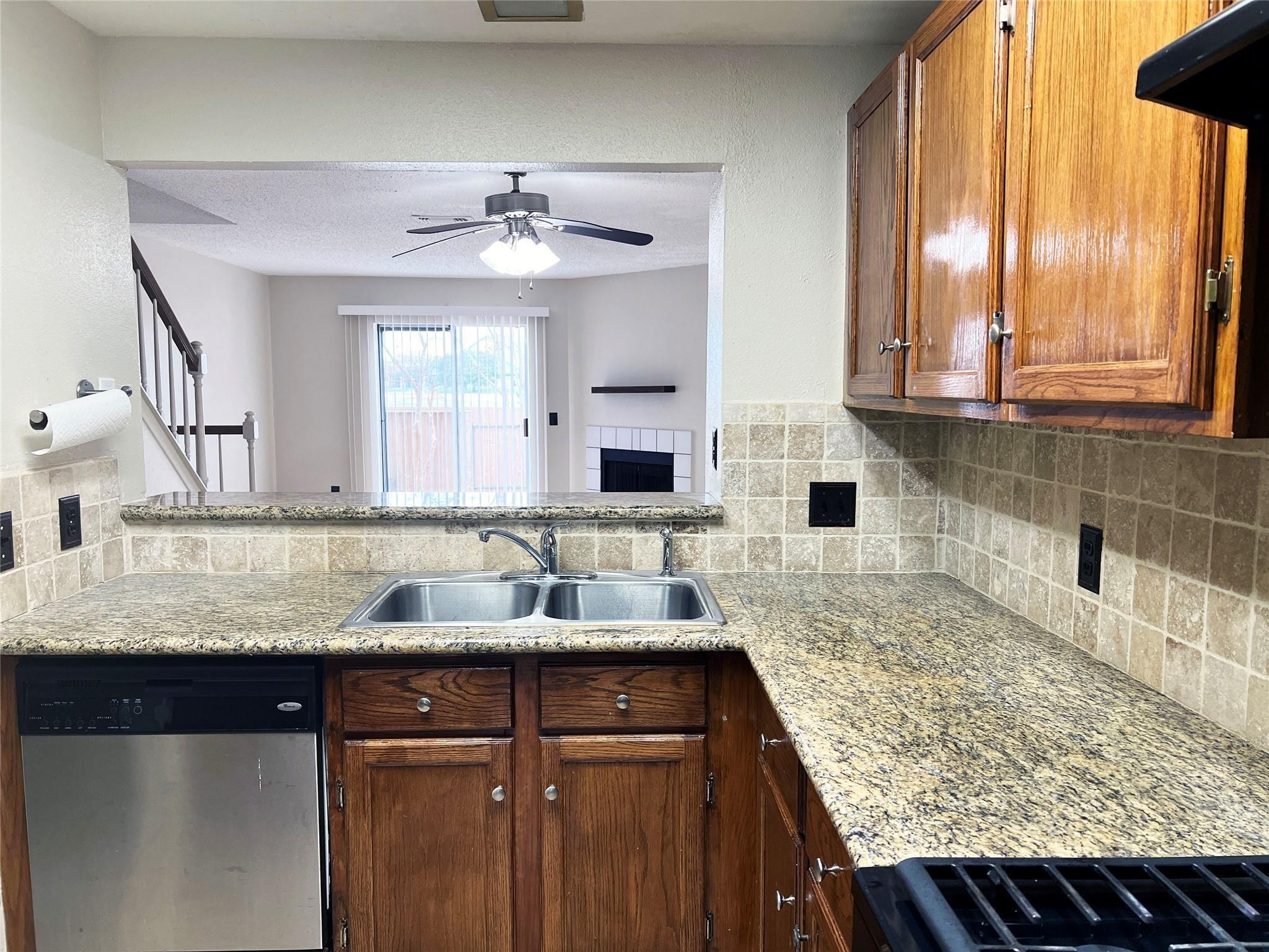 2910 Grants Lake Boulevard 704