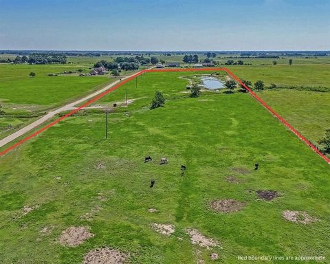 Photo of 0 County Road 289, East Bernard, TX 77435 (MLS # 43121398)