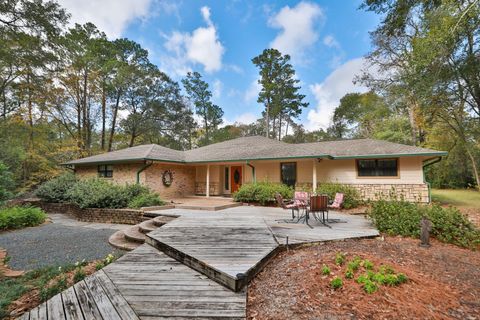 Photo of 26530 Pin Oak Drive, Magnolia, TX 77354 (MLS # 10634615)